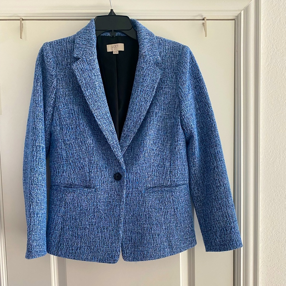 Loft petite size S blazer in great condition!